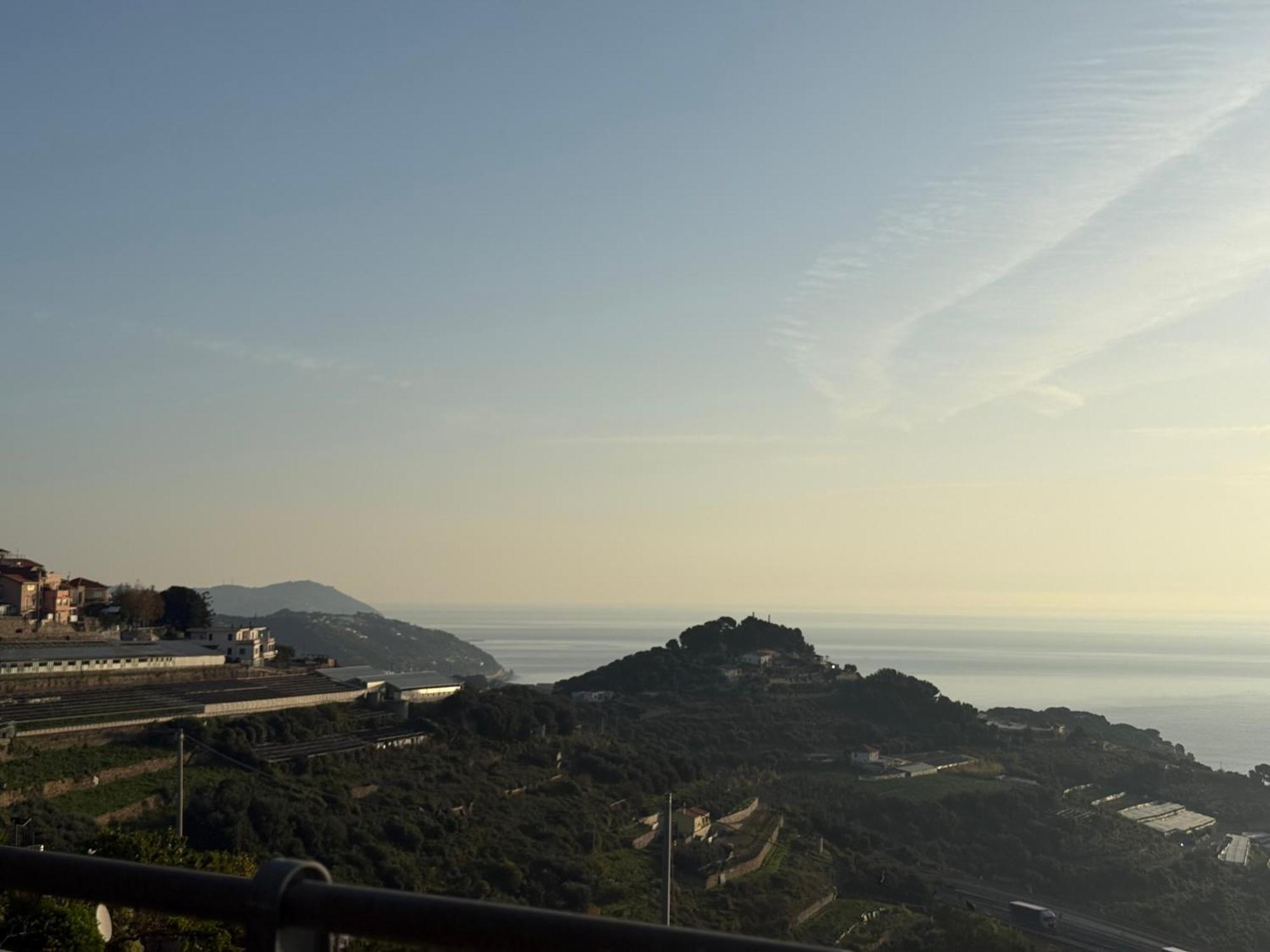 Villa Cielo Costarainera Bagian luar foto